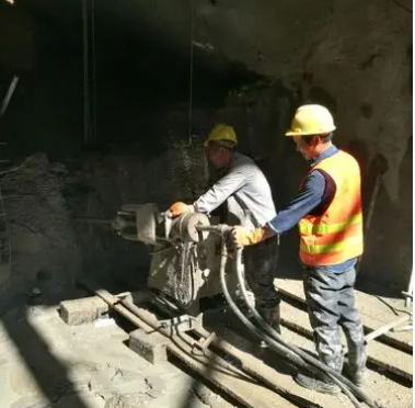 临城水下抗分散灌浆料特点 水下不分散注浆料介绍